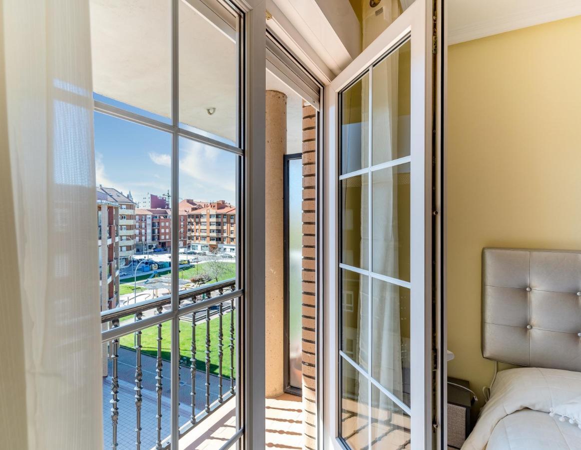 Housingleon - Parque De Las Artes Con Garaje المظهر الخارجي الصورة
